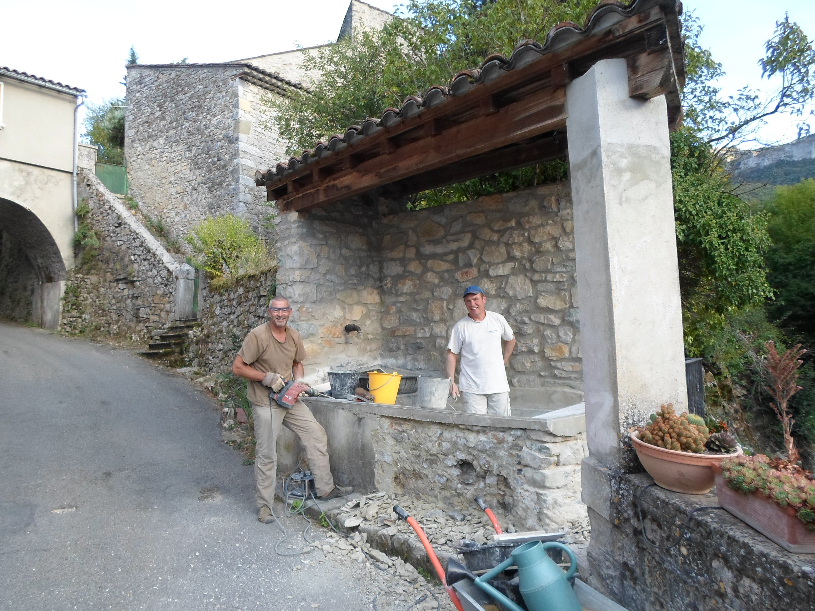 lavoir-rochebaudin-01
